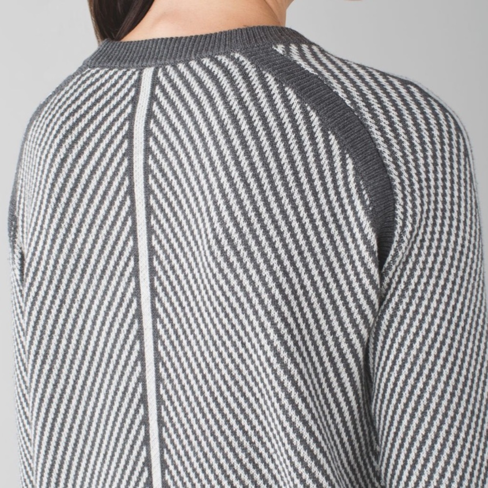 [Lululemon] Devi Crew - image 2